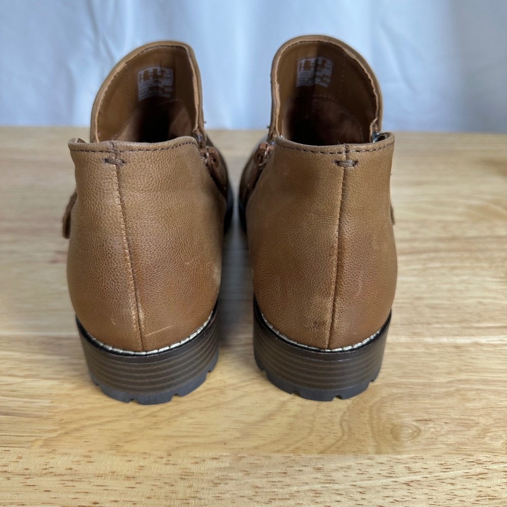 Clarks Hearth Dove Leather‎ Ankle Boots Womens 7.5W Brown Zipper Ruched Classic - Picture 4 of 8